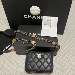 Chanel Twist Your Buttons Bag