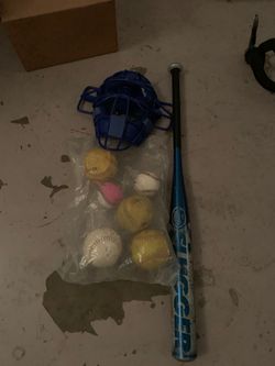 Baseballs bat face mask