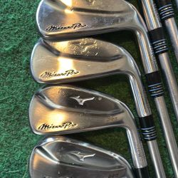 Mizuno Pro 225 Iron Set 