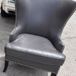 Chair $8 🔥🎄‼️House And Furniture, Gray Leather, Gray Furniture, Office Chair, Business Chair, Couch, Gray Couch, Accent Chair, Living Room, Bedroom 