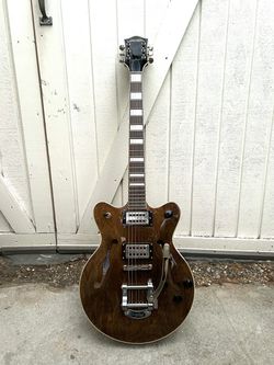 The Gretsch G2657T Streamliner Center Block Jr. with Bigsby