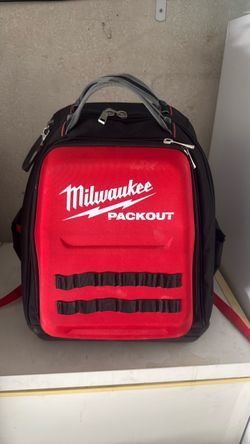 Milwaukee pack out
