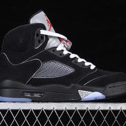 Jordan 5 “Metallic”
