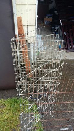 Sturdy wire wrap-around cage