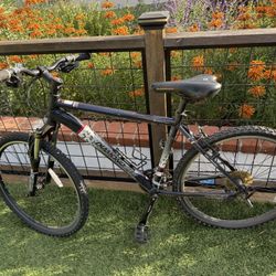 Diamondback mountain bike 