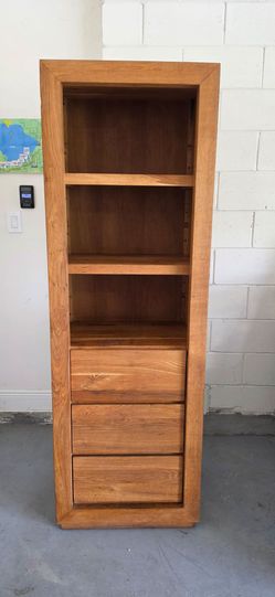 Armoire cabinet