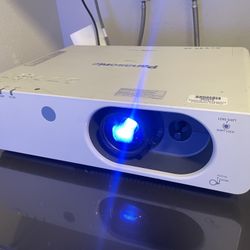 Panasonic Hdmi Projector