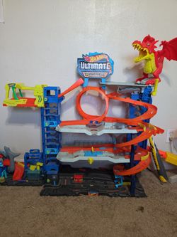 Hot Wheels Ultimate Garage Playset