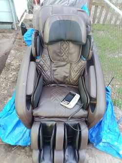 Osaki pinnacle 7200 massage chair