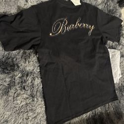 Burberry T- Shirt 