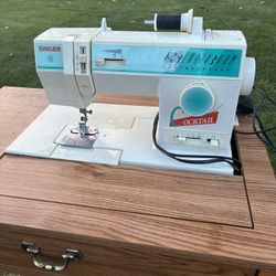 Singer Cocktail Sewing Machine