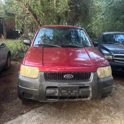 2003 Ford Escape 