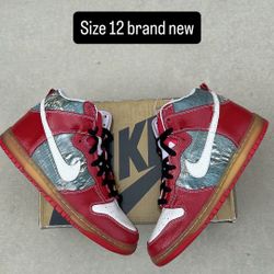 Nike Dunk High Shoe Goo