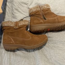 Khombu Women’s Boots