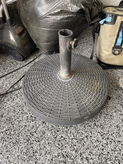 Umbrella Holder On Wheels 