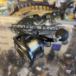 Daiwa Lexa 400 Casting Fishing Reel. 