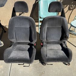 EG / EJ1 OEM Front Seats – Good Condition