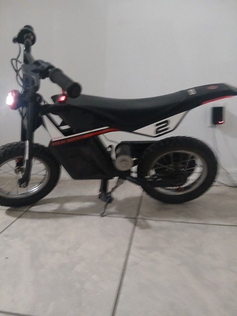 Razor Mx 125