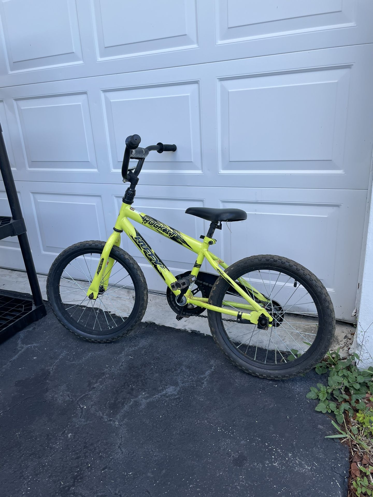 Huffy 18" Wheels Rock It Kids' Bike, Fits Riders 3'5" - 4'1", Yellow, Child, Boy's