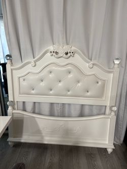 Princess full size bed
