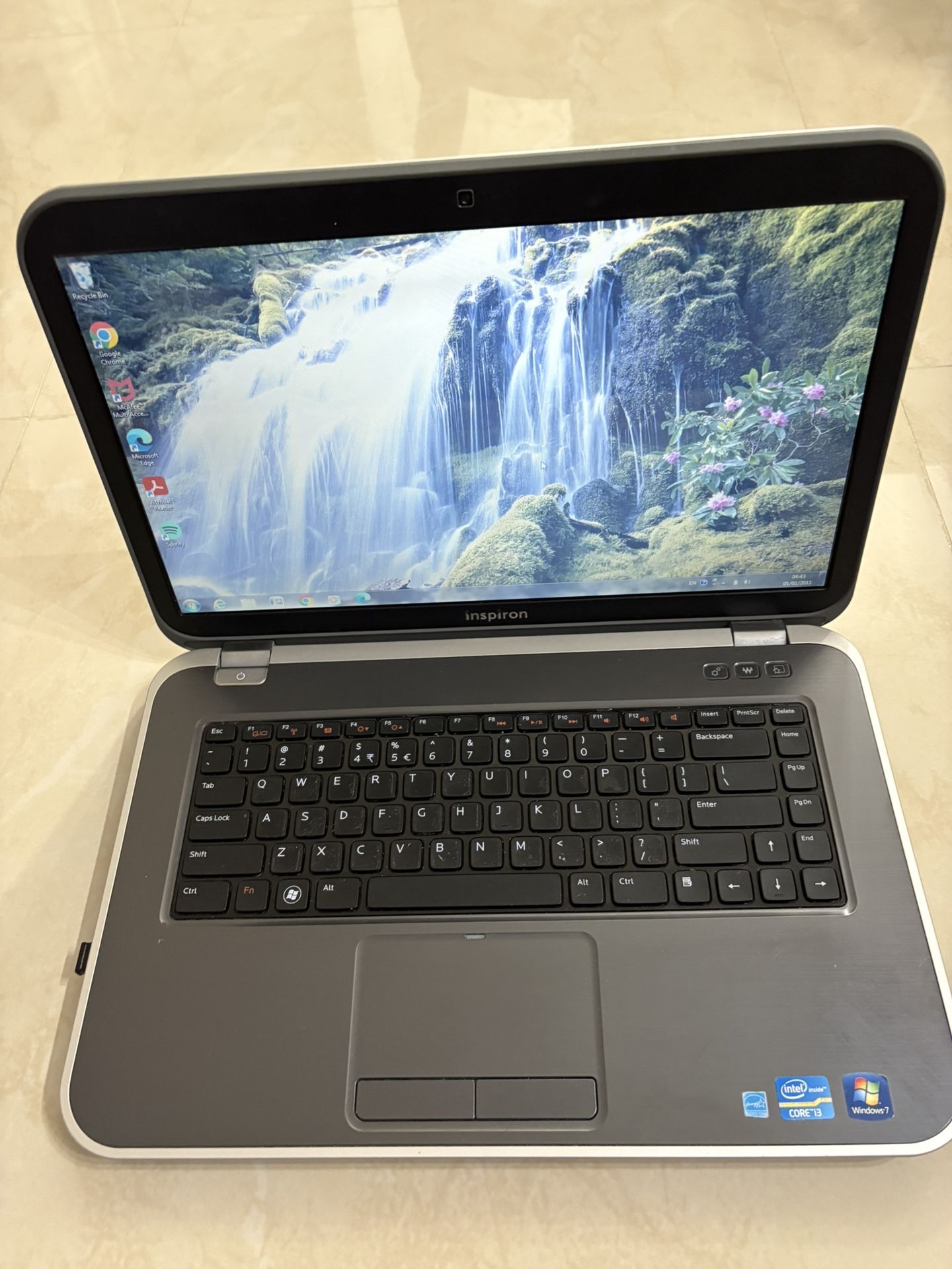 Dell Inspiron 5520 15.6" Intel Core i3-2370M 6GB RAM 500GB HDD WEBCAM BLUETOOTH