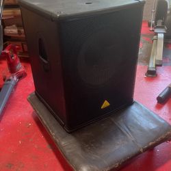 Berringer Subwoofer 18” 
