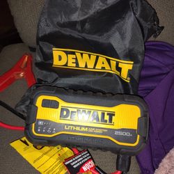 DeWalt Lithium Jump Starter