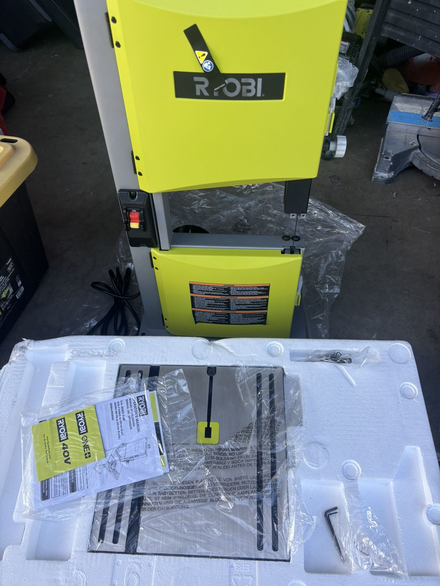 RYOBI 2.5 Amp 9 in. Corded Band Saw