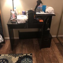 Great Condition Desk 