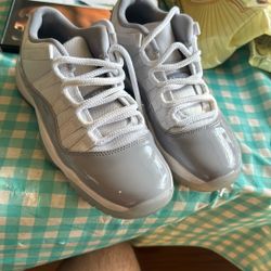Sz 5y Cement Grey 11s 