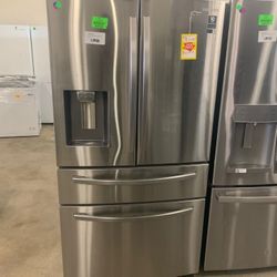 SAMSUNG RF28RSR 28-cu ft Refrigerator