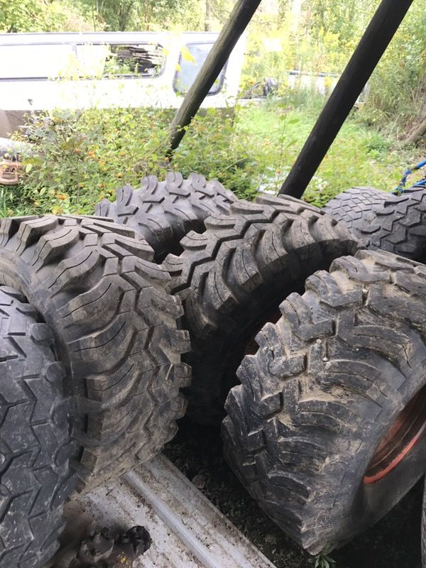 Mud tires 40's groundhogs