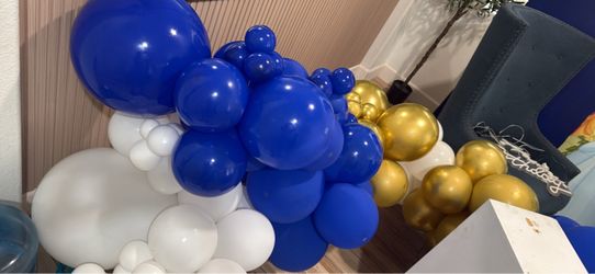 Balloons garland for sale