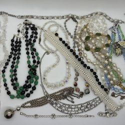 Vintage Necklaces and Bracelets Lot