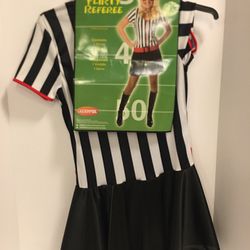 Woman Flirty Referee Halloween Costume woman size M(8-10). Contained 1 Dress & 1 Cap, like new never worn with tags.