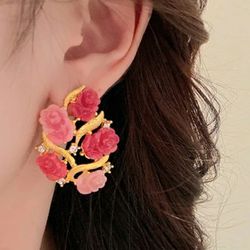Gold with pink floral cluster women's stud earrings Gift