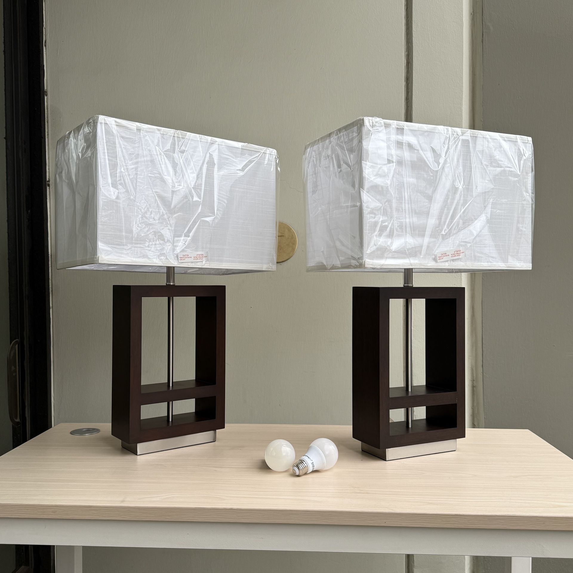 Brand New Night Lights 2pcs Table Lamps With White Shades