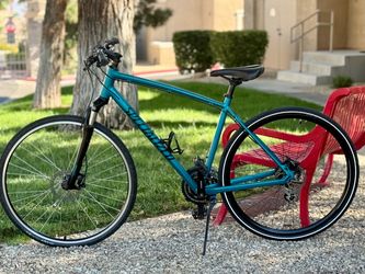 Specialized Crosstrail 700c Hybrid Bike – Large Frame – Hydraulic Disc Brakes