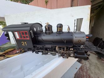 Bachman spectrum train engine and tender