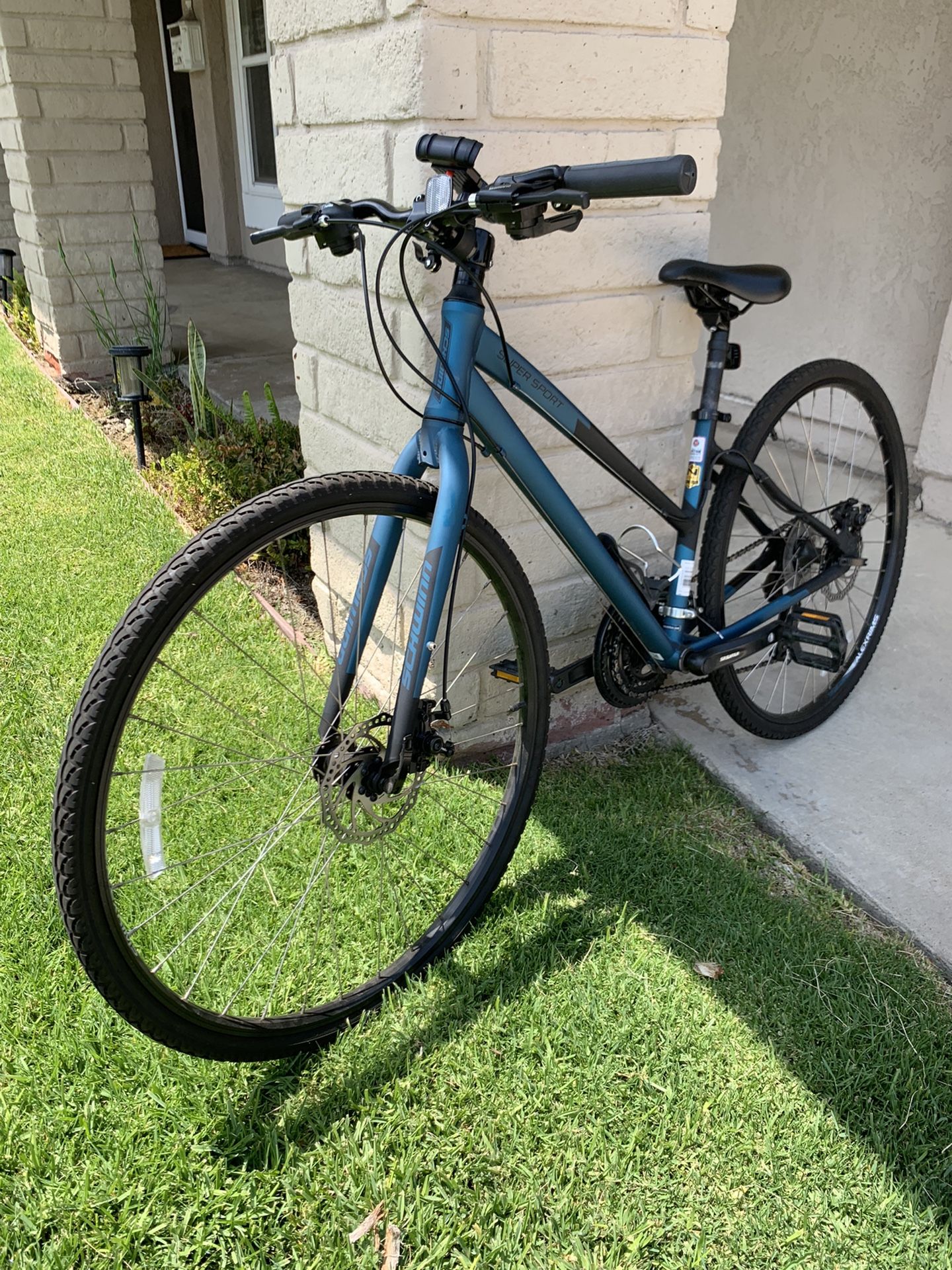 2020 Schwinn Super Sport 3