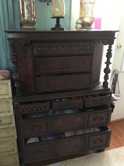 Dresser, dark wood, courthouse piece ,beautiful