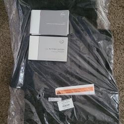NISSAN ALTIMA FLOORMATS (COLOR:BLACK)  WITH 2020 OWNERS MANUAL INCLUDED