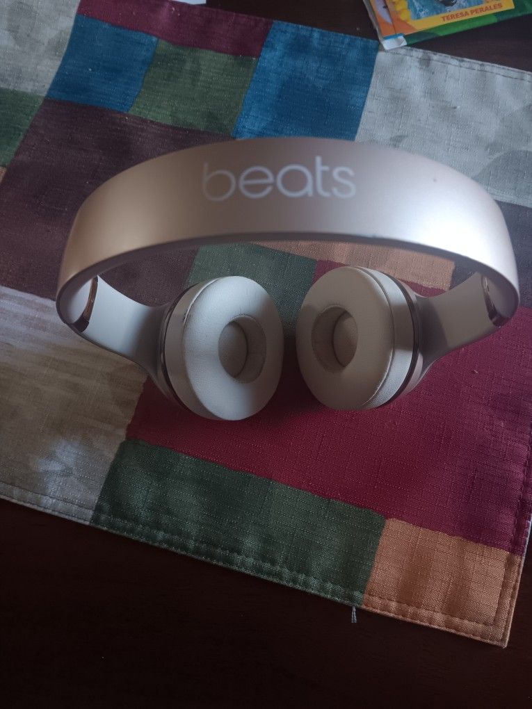 Beats Solos Rose Gold