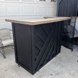 Bartender Table For Sale 