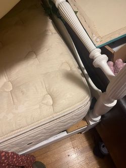 Cama Matromonial