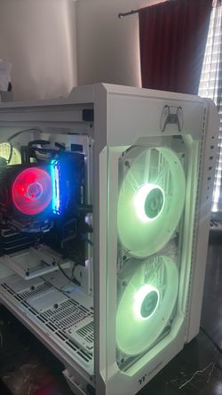 Thermaltake White RGB Gaming PC Tower