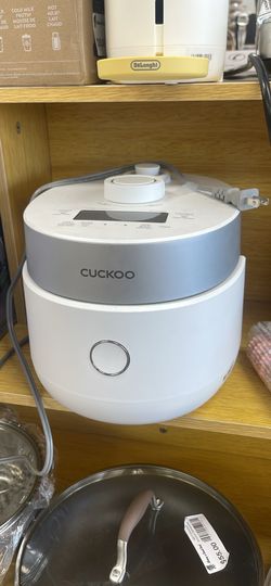 Cuckoo rice cooker (white)