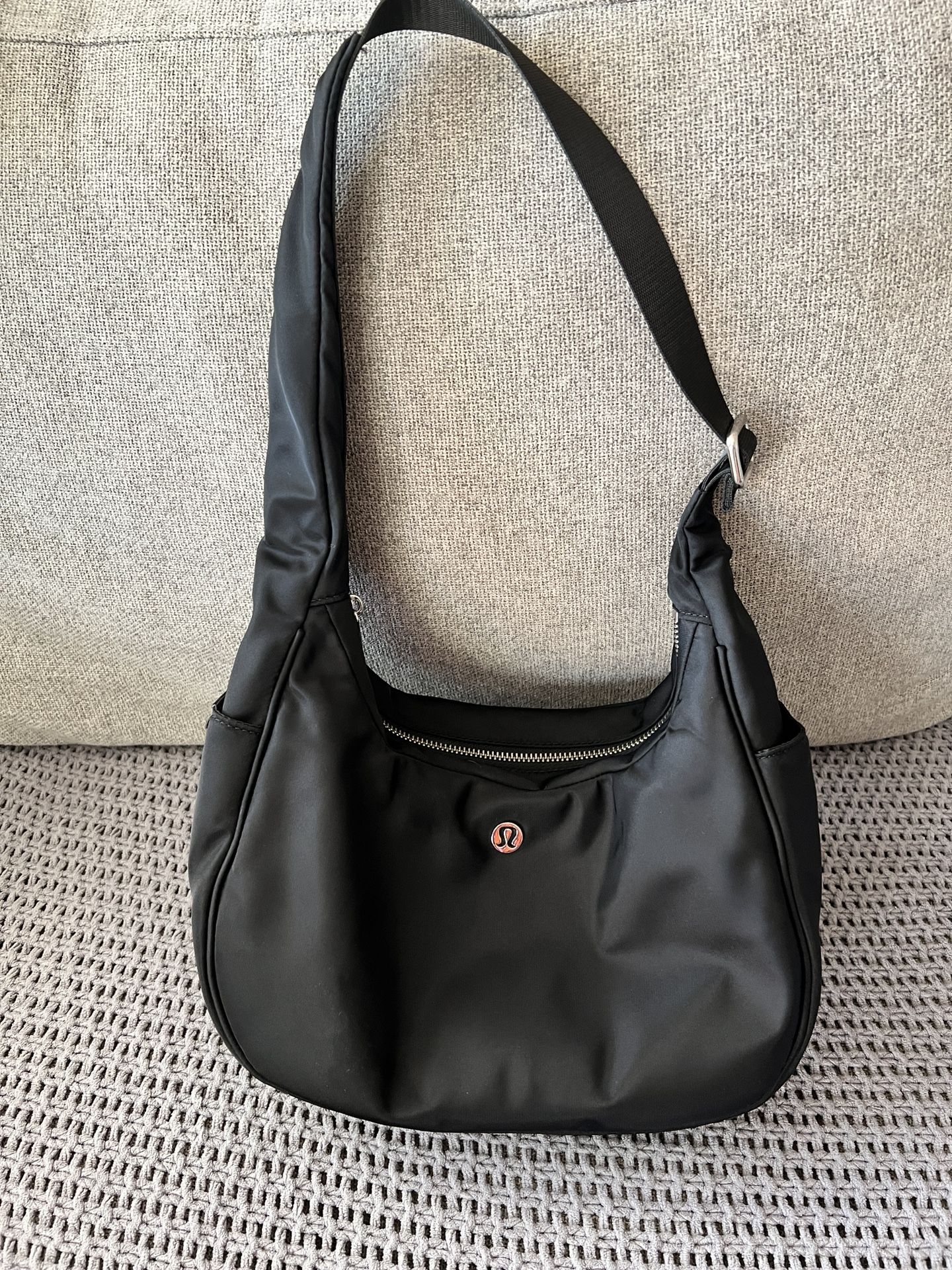 Lululemon Hand Bag