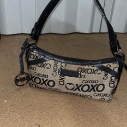 vintage XOXO Purse
