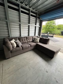 Dark Gray L-Shape Sectional Sofa with Chaise (Can Deliver)